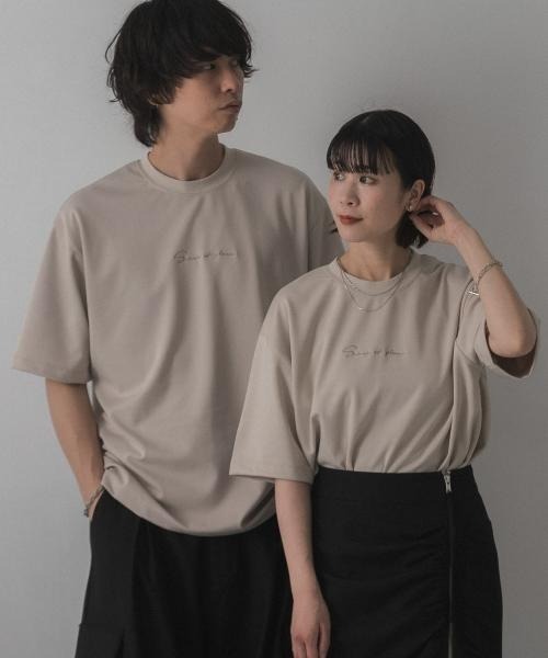 SENSE OF PLACE by URBAN RESEARCH（センスオブプレイスバイアーバンリサーチ）の「シシュウポンチショートスリーブTシャツ（Tシャツ/カットソー・メンズ・ライトカーキ/ライトベージュ/ブラック/ホワイト/チャコールグレー/オリーブ/ブルー/ブラック系その他/ホワイト系その他/ピンク/ライトブルー/グリーン系その他/パープル・MEDIUM/LARGE）」の7枚目の写真