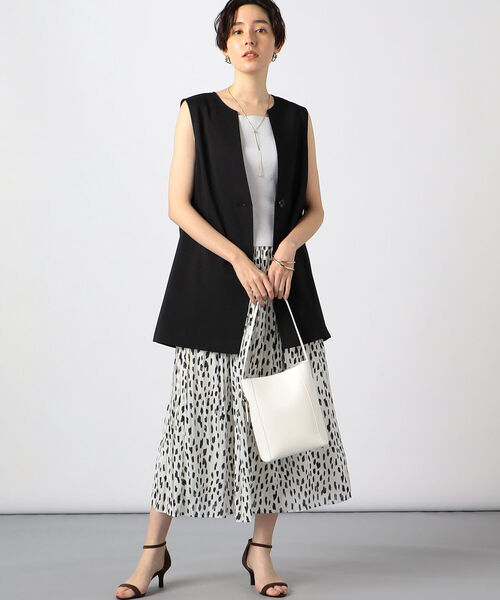 NOLLEY’S（ノーリーズ）の「割繊プリーツスカート（スカート・レディース・ネイビー/オフホワイト/ホワイト系その他5・36/38）」の4枚目の写真