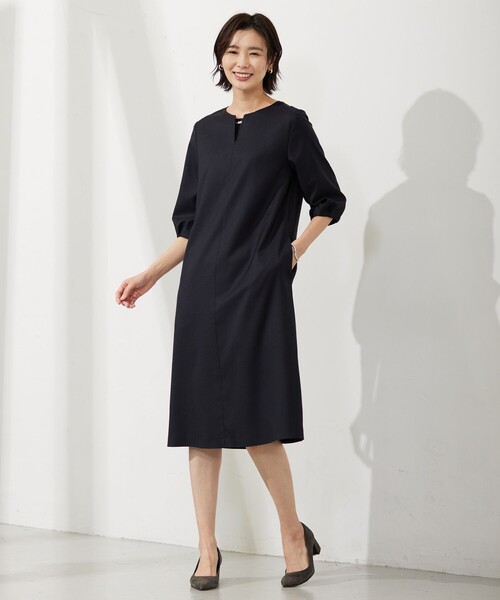 J.PRESS(ジェイプレス)の「【セットアップ対応・洗える・UVケア・速乾】 OXIJEWELストレッチ ワンピース(ワンピース・レディース・ライトグレー系/ベージュ系/ネイビー系・T15/T13)」の11枚目の写真