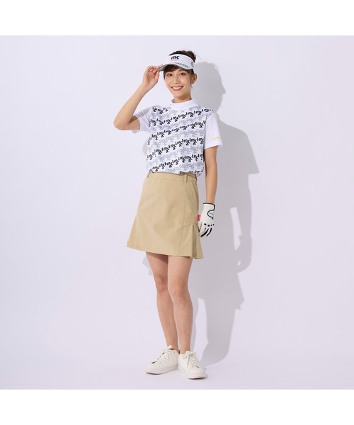 marie claire(マリ・クレール)の「marie claire GOLF/マリクレール ゴルフ ゴルフウェア 総柄 ブランド ロゴ 透け防止 伸縮素材 吸汗速乾 UVカット 接触冷感 ジップ 半袖 シャツ(Tシャツ/カットソー・レディース・ホワイト/ブラック/ブルー・M/L/LL/S)」の4枚目の写真