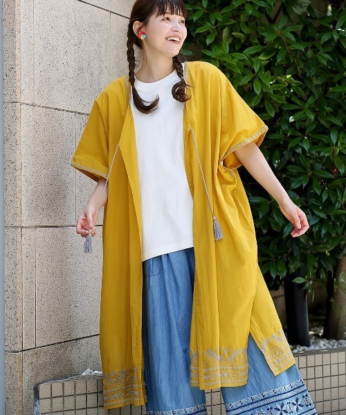 チチカカ(チチカカ)の「ジオメトリック刺繍カーディガン(カーディガン/ボレロ・レディース・アイボリー/マスタード/ネイビー・FREE)」の3枚目の写真