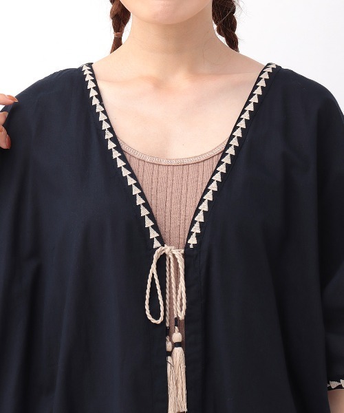 チチカカ(チチカカ)の「ジオメトリック刺繍カーディガン(カーディガン/ボレロ・レディース・アイボリー/マスタード/ネイビー・FREE)」の16枚目の写真