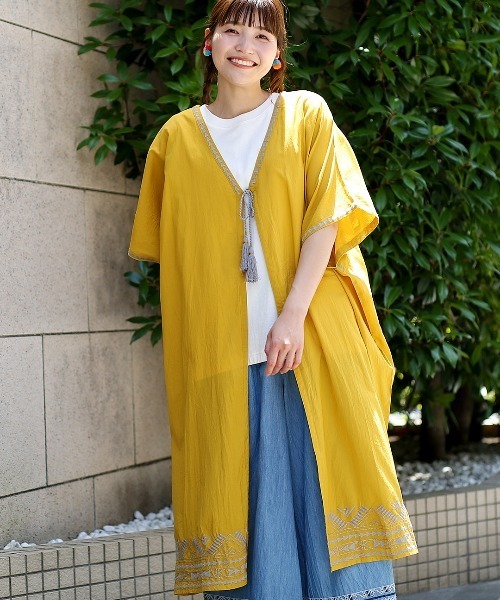 チチカカ(チチカカ)の「ジオメトリック刺繍カーディガン(カーディガン/ボレロ・レディース・アイボリー/マスタード/ネイビー・FREE)」の7枚目の写真