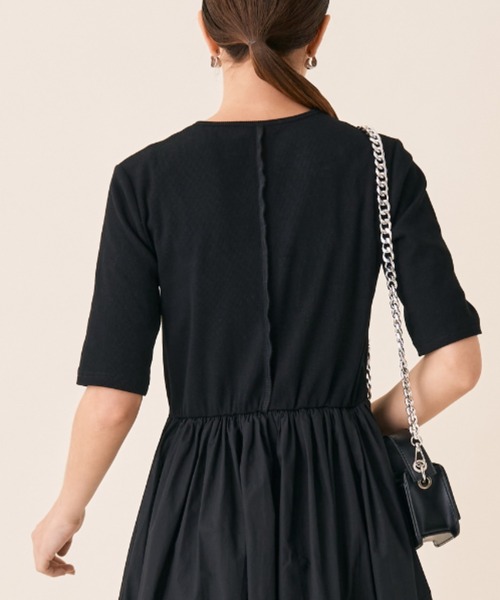 Solace（ソレイス）の「テレコリブドッキングボリュームワンピース（ワンピース・レディース・ブラック/ホワイト・M/L）」の3枚目の写真