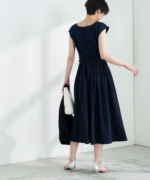 NOLLEY’S(ノーリーズ)の「◇【WEB限定】テレコ×メモリータフタドッキングワンピース(ワンピース・レディース・ブルー系その他7/ネイビー/ブラック系その他/ブラック/ベージュ・2/1)」の17枚目の写真