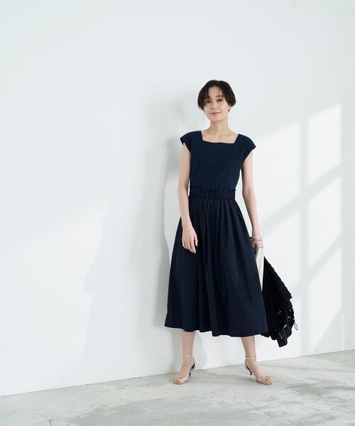 NOLLEY’S(ノーリーズ)の「◇【WEB限定】テレコ×メモリータフタドッキングワンピース(ワンピース・レディース・ブルー系その他7/ネイビー/ブラック系その他/ブラック/ベージュ・2/1)」の20枚目の写真