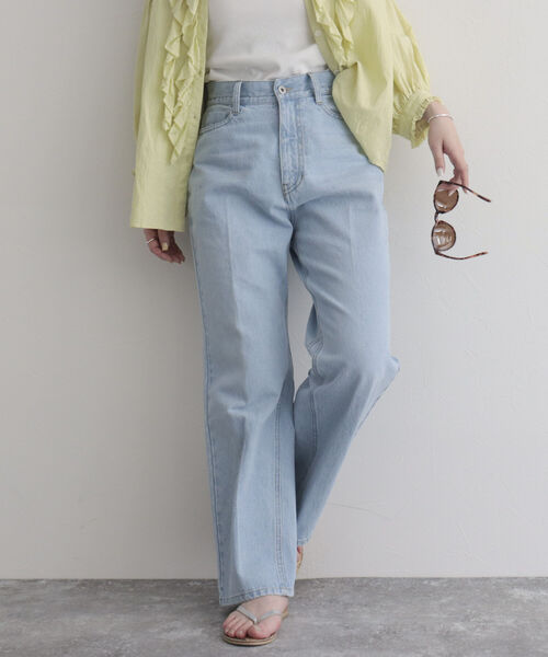 fredy emue（フレディエミュ）の「【fredyemueフレディエミュ】センタープレスストレートデニム（デニムパンツ・レディース・サックスブルー/ネイビー・36/38）」の7枚目の写真