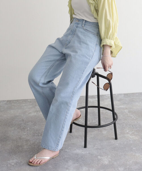 fredy emue（フレディエミュ）の「【fredyemueフレディエミュ】センタープレスストレートデニム（デニムパンツ・レディース・サックスブルー/ネイビー・36/38）」の9枚目の写真