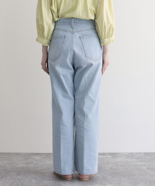 fredy emue（フレディエミュ）の「【fredyemueフレディエミュ】センタープレスストレートデニム（デニムパンツ・レディース・サックスブルー/ネイビー・36/38）」の20枚目の写真