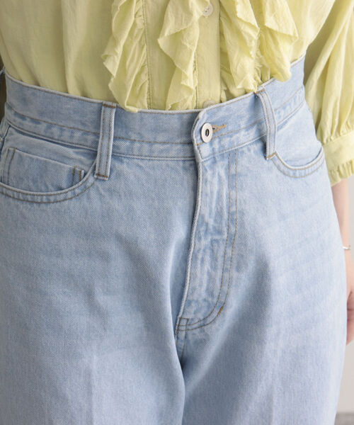 fredy emue（フレディエミュ）の「【fredyemueフレディエミュ】センタープレスストレートデニム（デニムパンツ・レディース・サックスブルー/ネイビー・36/38）」の22枚目の写真