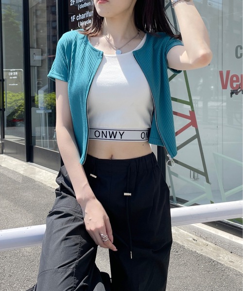 one way(ワンウェイ)の「Wzipクルーネックトップス(Tシャツ/カットソー・レディース・ブラック/オレンジ/グリーン/ホワイト・FREE)」の4枚目の写真
