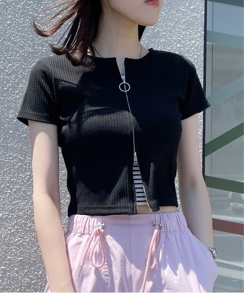 one way(ワンウェイ)の「Wzipクルーネックトップス(Tシャツ/カットソー・レディース・ブラック/オレンジ/グリーン/ホワイト・FREE)」の1枚目の写真