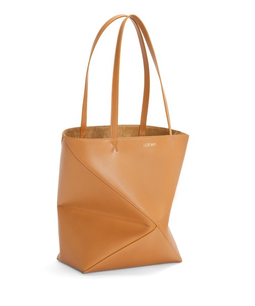 LOEWE（ロエベ）の「パズルフォルド トート（シャイニーカーフ）（トートバッグ・レディース・ブラック/ダークカーキ/ベージュ系その他・ONE SIZE）」の14枚目の写真