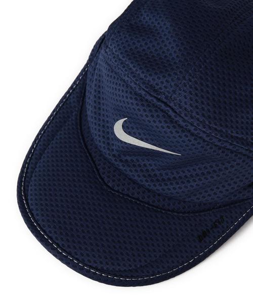 EN ROUTE(アンルート)の「NIKE(ナイキ) メッシュデイブレイク ランニングキャップ(キャップ・メンズ・ネイビー/ブラック・フリー)」の5枚目の写真