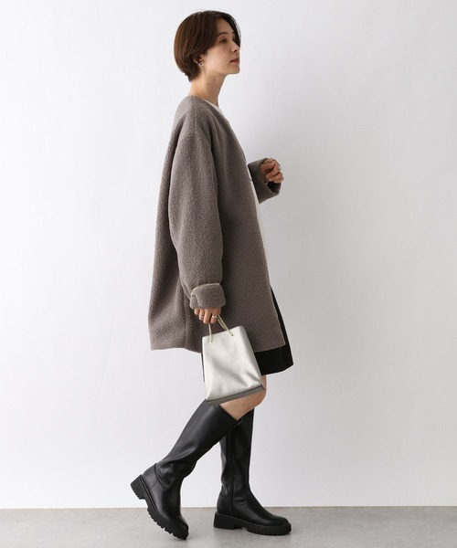 LEPSIM（レプシィム）の「ライトボアミドルコート　961528（ノーカラーコート・レディース・モカ/グレイッシュベージュ/ブラック/カーキ・FREE）」の11枚目の写真