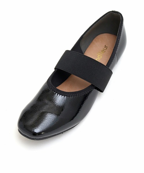 grandfleur(グランドフルール)の「太めベルト スクエアトゥフラットパンプス(パンプス・レディース・グリーン/ブラック/ブラウン・25.5cm/25.0cm/24.5cm/26.5cm/23.0cm/22.5cm/26.0cm/23.5cm/24.0cm)」の22枚目の写真