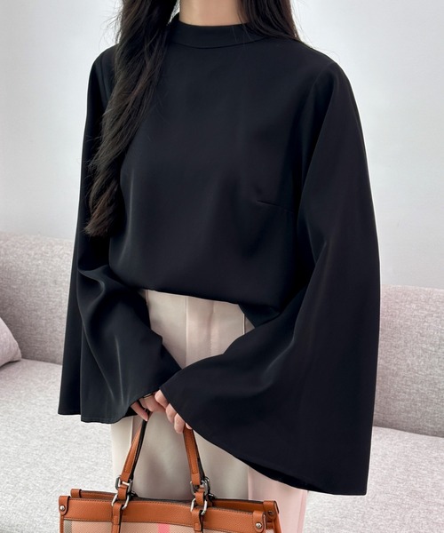 ECLIN（エクラン）の「ハイネックフレアスリーブブラウス（シャツ/ブラウス・レディース・ホワイト/ベージュ/ブラック・M/L）」の3枚目の写真