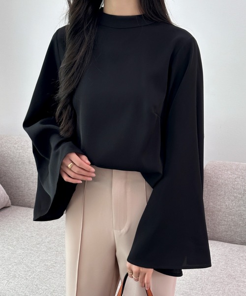 ECLIN（エクラン）の「ハイネックフレアスリーブブラウス（シャツ/ブラウス・レディース・ホワイト/ベージュ/ブラック・M/L）」の12枚目の写真