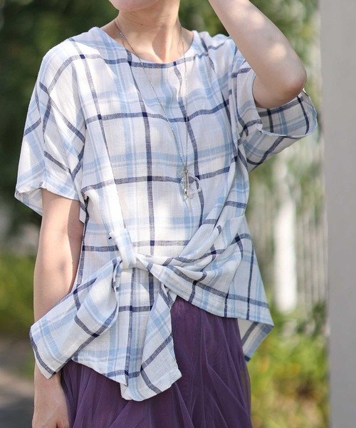 Sawa a la mode(サワアラモード)の「チェック柄アシンメトリーブラウス(シャツ/ブラウス・レディース・ブラック/ブルー・FREE)」の2枚目の写真