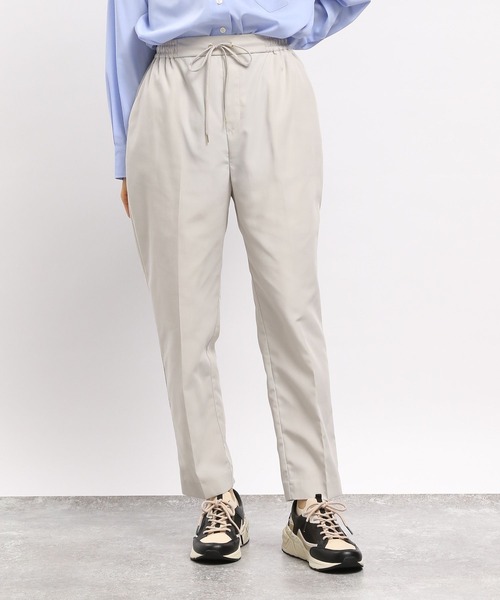 GLOBAL WORK Smile Seed Store（グローバルワーク スマイルシードストア）の「軽やかイージーテーパードパンツ/ 175903（その他パンツ・レディース・ブルー系その他/グリーン/アイボリー/カーキ/ブラック/チェック・SMALL/LARGE/MEDIUM/X-LARGE）」の16枚目の写真