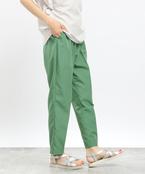 GLOBAL WORK Smile Seed Store（グローバルワーク スマイルシードストア）の「軽やかイージーテーパードパンツ/ 175903（その他パンツ・レディース・ブルー系その他/グリーン/アイボリー/カーキ/ブラック/チェック・SMALL/LARGE/MEDIUM/X-LARGE）」の22枚目の写真