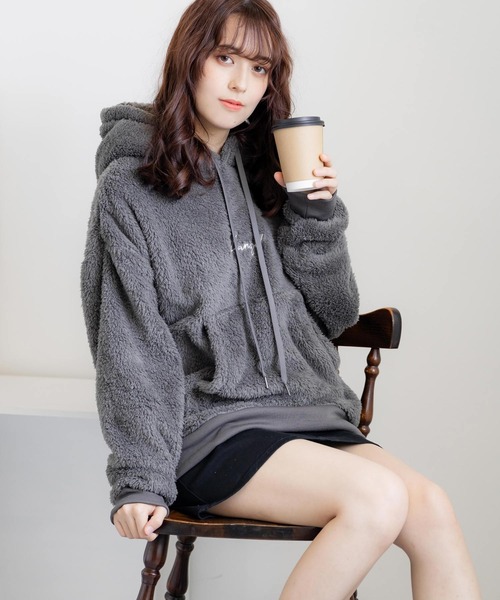 KANGOL（カンゴール）の「KANGOL × Rocky Monroe 別注コラボ ロゴ刺繍ボアフリースプルオーバーパーカー（パーカー・メンズ・ブラウン/ブラック/ネイビー/グレー/ベージュ/ブルー/オフホワイト・XL/M/L）」の21枚目の写真
