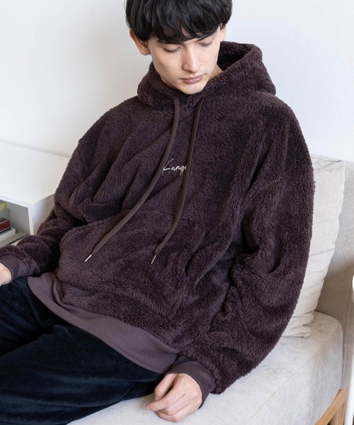 KANGOL（カンゴール）の「KANGOL × Rocky Monroe 別注コラボ ロゴ刺繍ボアフリースプルオーバーパーカー（パーカー・メンズ・ブラウン/ブラック/ネイビー/グレー/ベージュ/ブルー/オフホワイト・XL/M/L）」の13枚目の写真