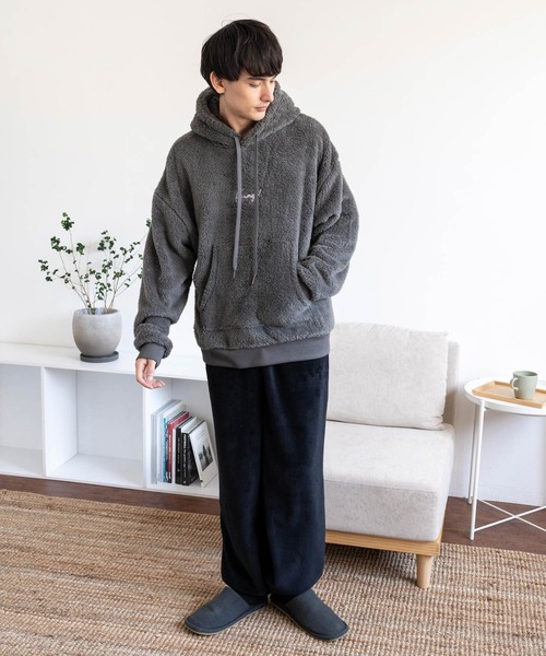 KANGOL（カンゴール）の「KANGOL × Rocky Monroe 別注コラボ ロゴ刺繍ボアフリースプルオーバーパーカー（パーカー・メンズ・ブラウン/ブラック/ネイビー/グレー/ベージュ/ブルー/オフホワイト・XL/M/L）」の10枚目の写真