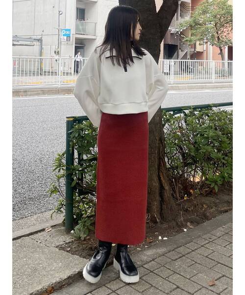 MURUA（ムルーア）の「バックスリットニットナロースカート（スカート・レディース・ブラック/グレー/ブルー/ダークオレンジ・FREE）」の13枚目の写真