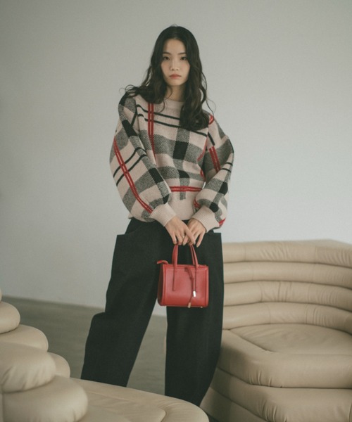 VANNIE U（ヴァニーユー）の「チェックニットプルオーバー（ニット/セーター・レディース・ブラック/ライトベージュ/ベージュ・FREE）」の7枚目の写真