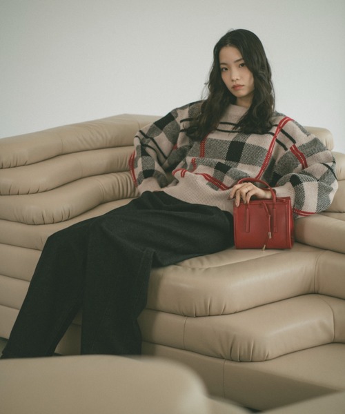 VANNIE U（ヴァニーユー）の「チェックニットプルオーバー（ニット/セーター・レディース・ブラック/ライトベージュ/ベージュ・FREE）」の8枚目の写真