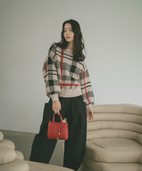 VANNIE U（ヴァニーユー）の「チェックニットプルオーバー（ニット/セーター・レディース・ブラック/ライトベージュ/ベージュ・FREE）」の6枚目の写真