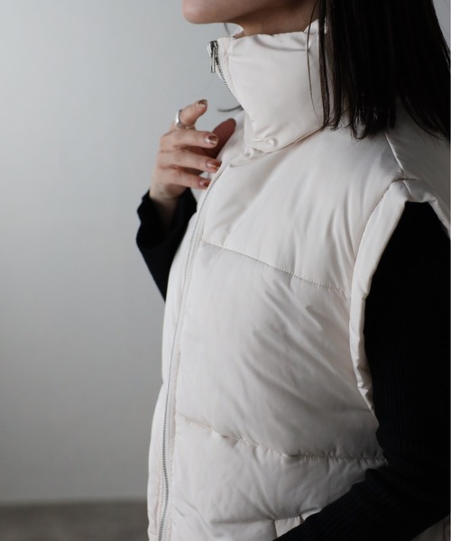 Bonjour Sagan(ボンジュールサガン)の「ファイバーダウンベスト(ベスト・レディース・ブラック/アイボリー・FREE)」の11枚目の写真