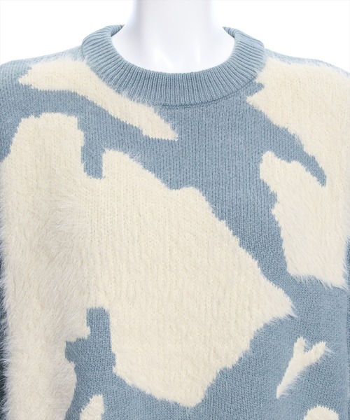 clear（クリア）の「アニマル柄ニットトップス（ニット/セーター・レディース・グレイッシュベージュ/ブルーグレー/ブラック・F）」の14枚目の写真