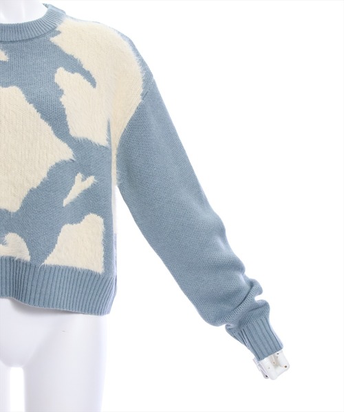 clear（クリア）の「アニマル柄ニットトップス（ニット/セーター・レディース・グレイッシュベージュ/ブルーグレー/ブラック・F）」の15枚目の写真
