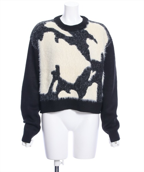 clear（クリア）の「アニマル柄ニットトップス（ニット/セーター・レディース・グレイッシュベージュ/ブルーグレー/ブラック・F）」の18枚目の写真