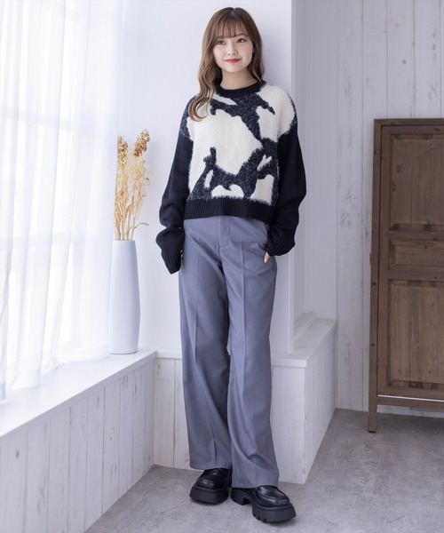 clear（クリア）の「アニマル柄ニットトップス（ニット/セーター・レディース・グレイッシュベージュ/ブルーグレー/ブラック・F）」の4枚目の写真