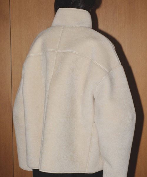TODAYFUL(トゥデイフル)の「TODAYFUL Standcollar Boa Jacket 12220006(その他アウター・レディース・ベージュ/オフホワイト・36)」の5枚目の写真