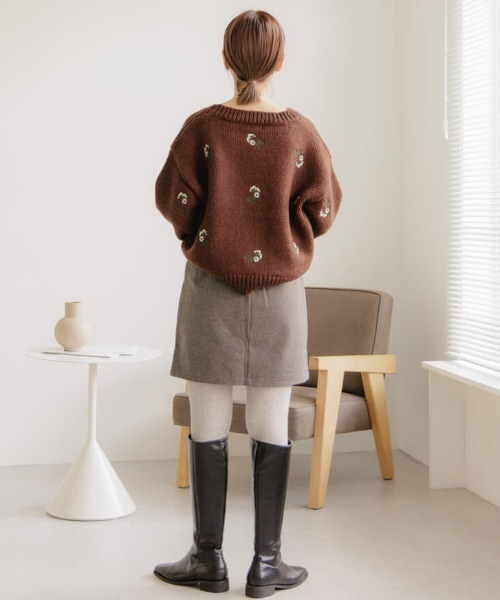 flower（フラワー）の「ウィンターブーケニット（ニット/セーター・レディース・ブラウン/アイボリー・FREE）」の18枚目の写真