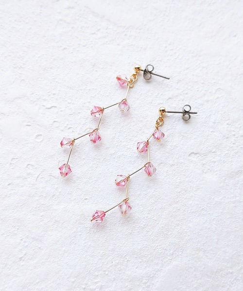 tone(トーン)の「【Cherie+Chambre】Zig Zag Pierce(ピアス(両耳用)・レディース・その他/ピンク・FREE)」の4枚目の写真