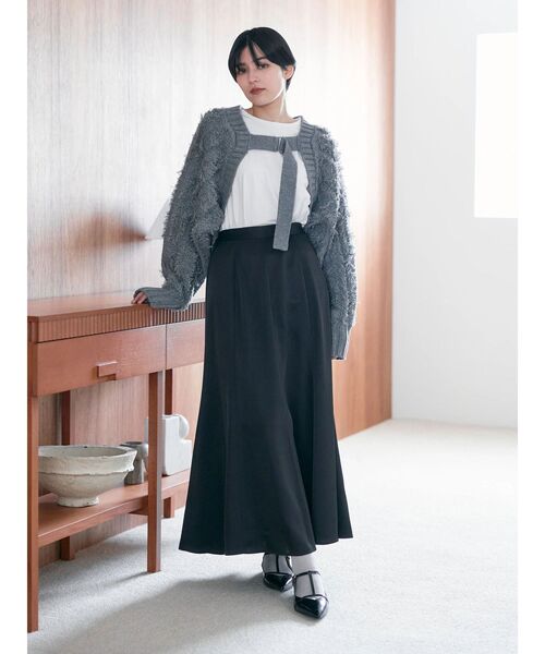 YECCA VECCA（イェッカヴェッカ）の「サテンマーメイドスカート（スカート・レディース・グレー/ブラック/アイボリー・FREE）」の18枚目の写真