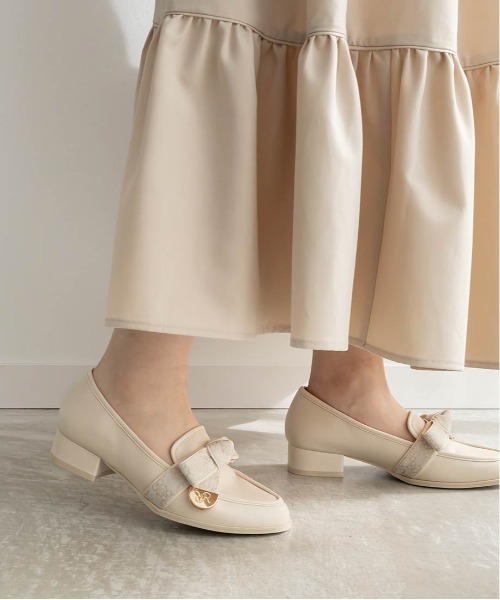 RANDA（ランダ）の「モノグラムリボンローファー（ローファー・レディース・アイボリー/ブラック/グレー・S/M/L/LL）」の16枚目の写真