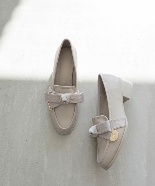 RANDA（ランダ）の「モノグラムリボンローファー（ローファー・レディース・アイボリー/ブラック/グレー・S/M/L/LL）」の8枚目の写真