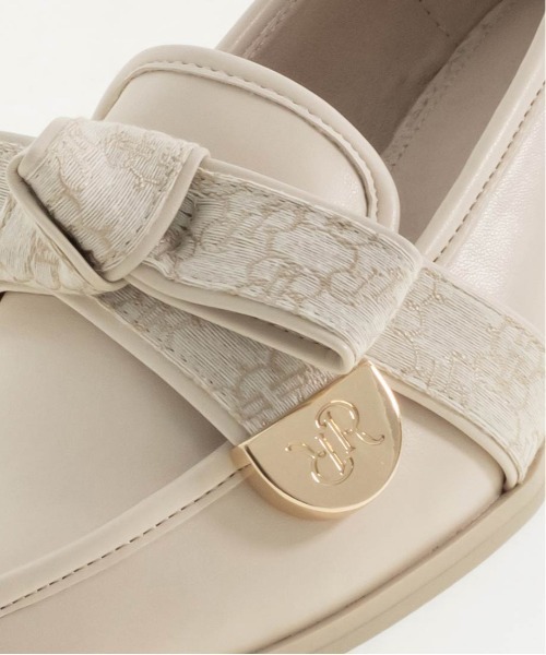 RANDA（ランダ）の「モノグラムリボンローファー（ローファー・レディース・アイボリー/ブラック/グレー・S/M/L/LL）」の15枚目の写真