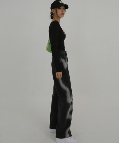 BLACKUP（ブラックアップ）の「[MADE] レビリースクエアネッククロップTシャツ（Tシャツ/カットソー・レディース・ホワイト/ブラック/ブルーグリーン/チャコールグレー・FREE）」の11枚目の写真