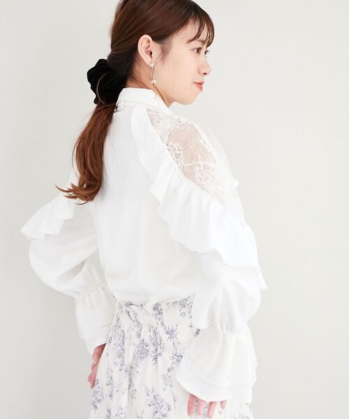MAJESTIC LEGON（マジェスティックレゴン）の「Ladyレースフリルブラウス（シャツ/ブラウス・レディース・ピンク/オフホワイト/チャコールグレー/ブルー・MEDIUM）」の6枚目の写真