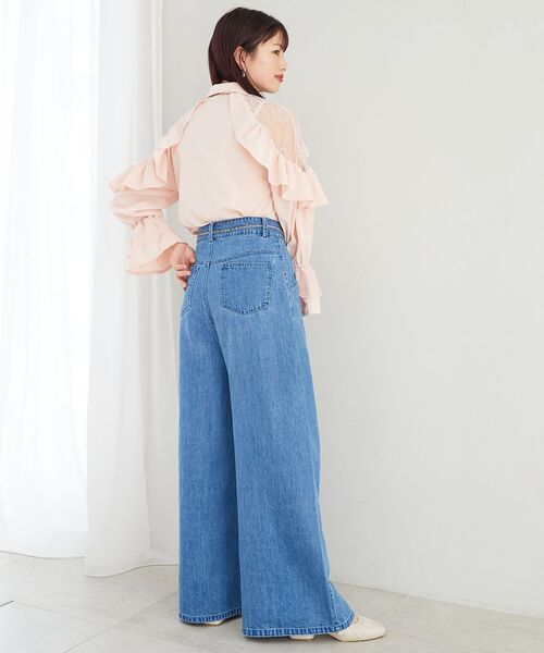 MAJESTIC LEGON（マジェスティックレゴン）の「Ladyレースフリルブラウス（シャツ/ブラウス・レディース・ピンク/オフホワイト/チャコールグレー/ブルー・MEDIUM）」の9枚目の写真