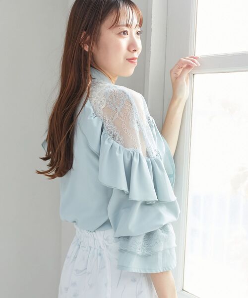 MAJESTIC LEGON（マジェスティックレゴン）の「Ladyレースフリルブラウス（シャツ/ブラウス・レディース・ピンク/オフホワイト/チャコールグレー/ブルー・MEDIUM）」の20枚目の写真