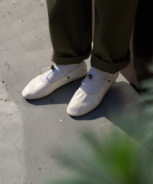 FREAK'S STORE（フリークスストア）の「ROVERETO/ロベレート コード付き フラットシューズ/バレエシューズ（バレエシューズ・レディース・ホワイト/ブラック・36/37/38）」の11枚目の写真