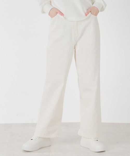 Honeys(ハニーズ)の「ストレートパンツ(股下68cm)(デニムパンツ・レディース・ライトブルー/ブルー/アイボリー/ブラック/ブルー系その他/グレー/ライトインディゴブルー/ブルー系その他3/ブルー系その他4・SS/LL/L/M/S)」の2枚目の写真